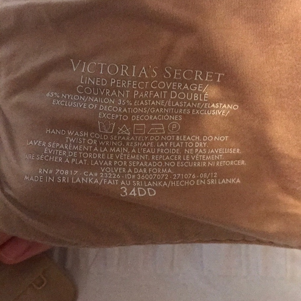 Victoria secrets bra - Picture 3 of 5
